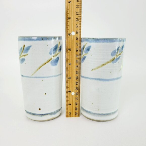 Handcrafted Ceramic Stoneware 16fl. oz. Tumblers or Vases (2), Blue Leaf, Signed - Picture 9 of 10